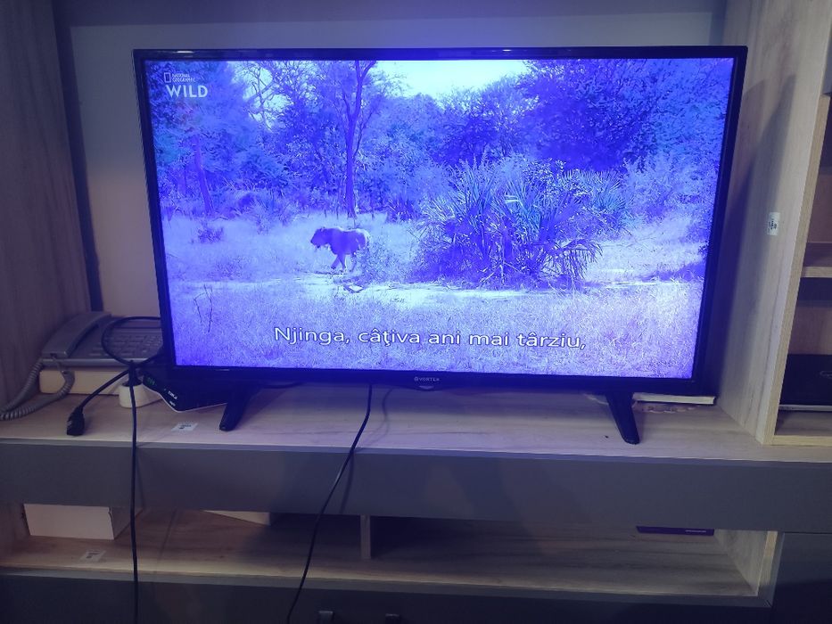 SCHIMB TV Smart Vortex 94 cm. SMART