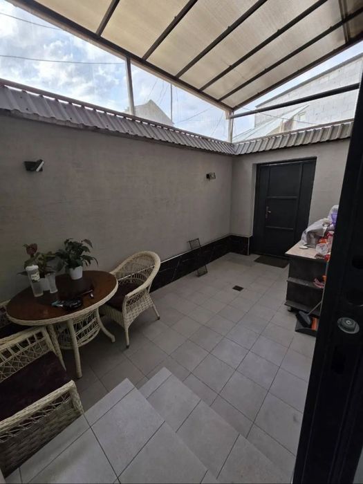 Продаю 3-х ком 1 соток на Буюк ипак йули Буз базар