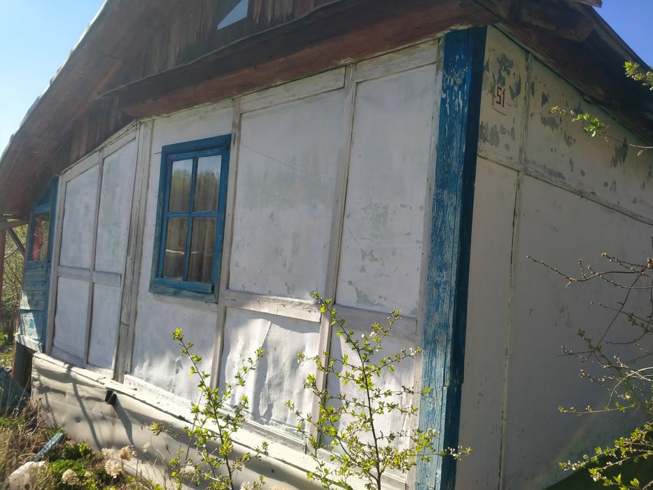 Срочно продаётся дача,район  Лесхоз
