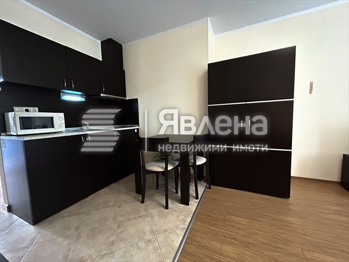 Продава се Едностаен апартамент в Созопол - 39 кв.м за 1180 €/кв.м - Снимка #2