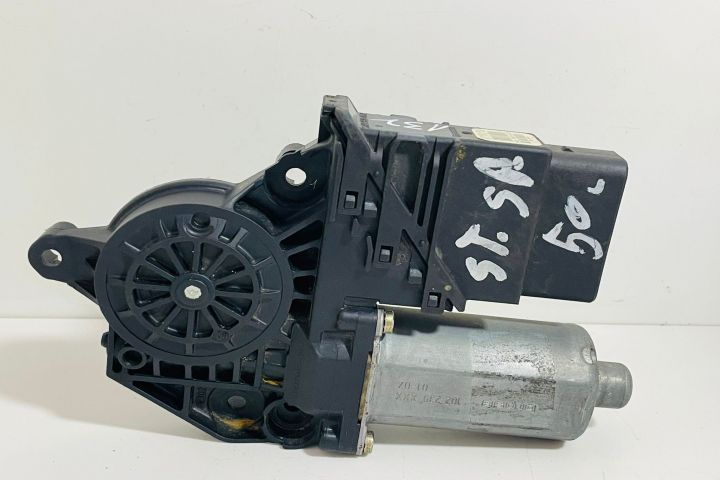 Motoras macara geam stanga spate 105406301 Seat Leon prima generatie