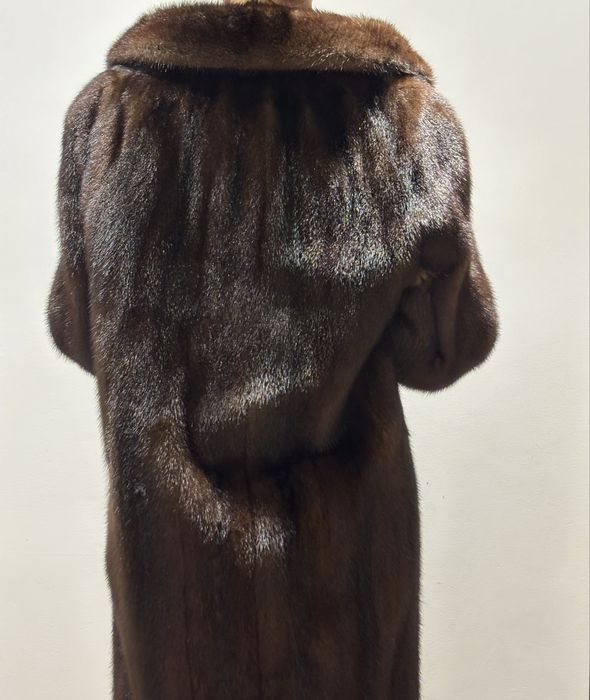 Haina de blana vizon, nutrie