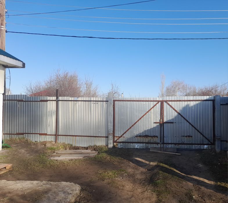 Продаётся 2х комнатный дом.