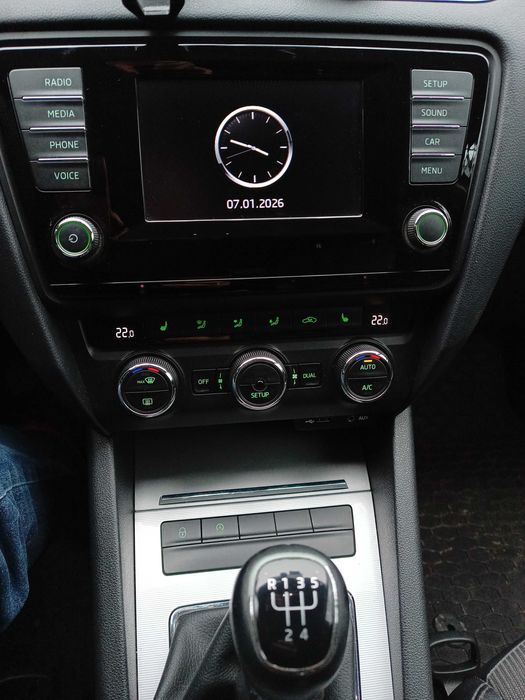 Vând Skoda Octavia III 1.6 TDI 105 CP