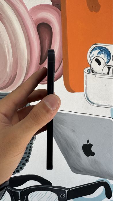 iPhone 12