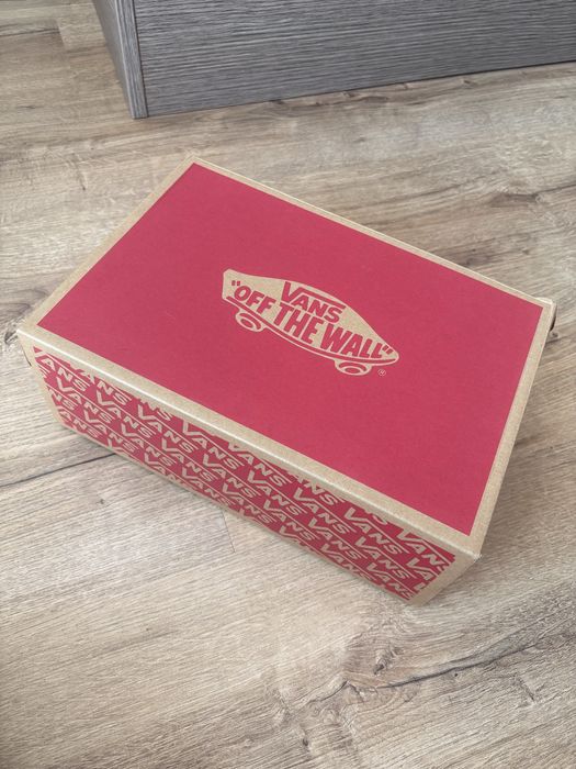 Vans обувки, 41 номер, чисто нови