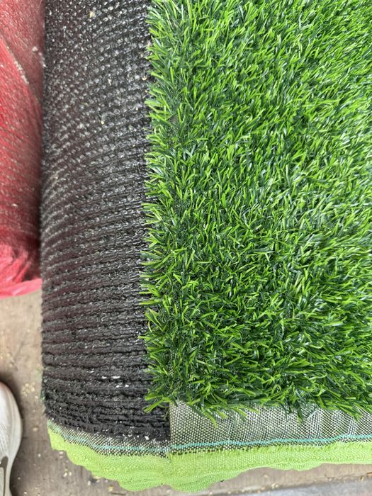 Искусственный газон только рулоном