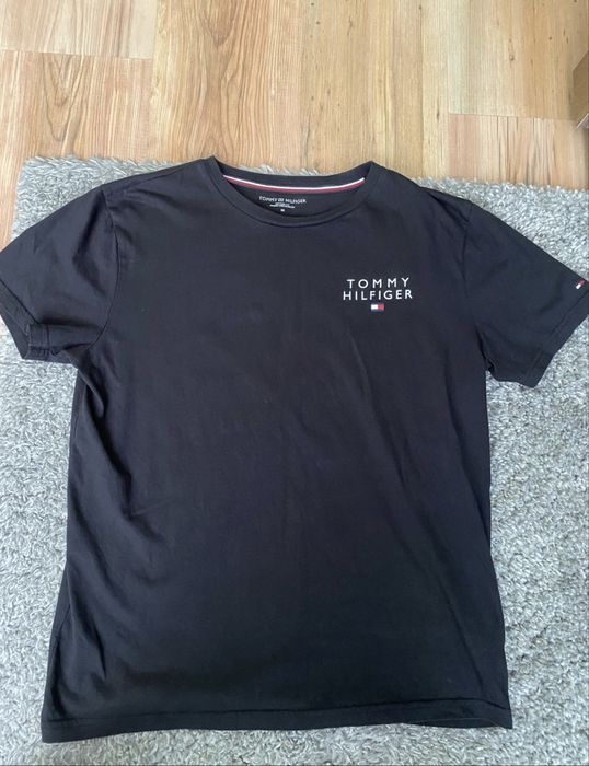 Tommy hilfiger тениска