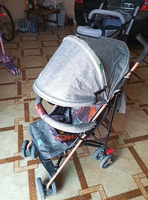 Продается коляска.