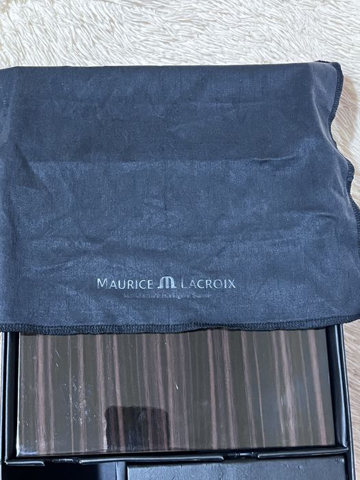 Maurice Lacroix.