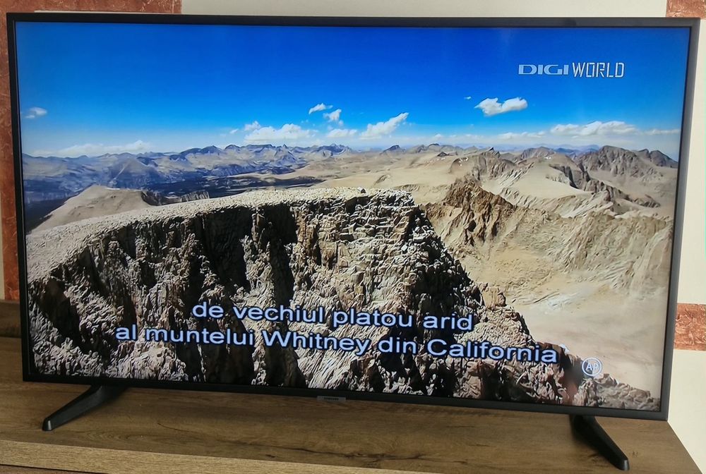 Vand tv Samsung smart Uhd 4k  108cm