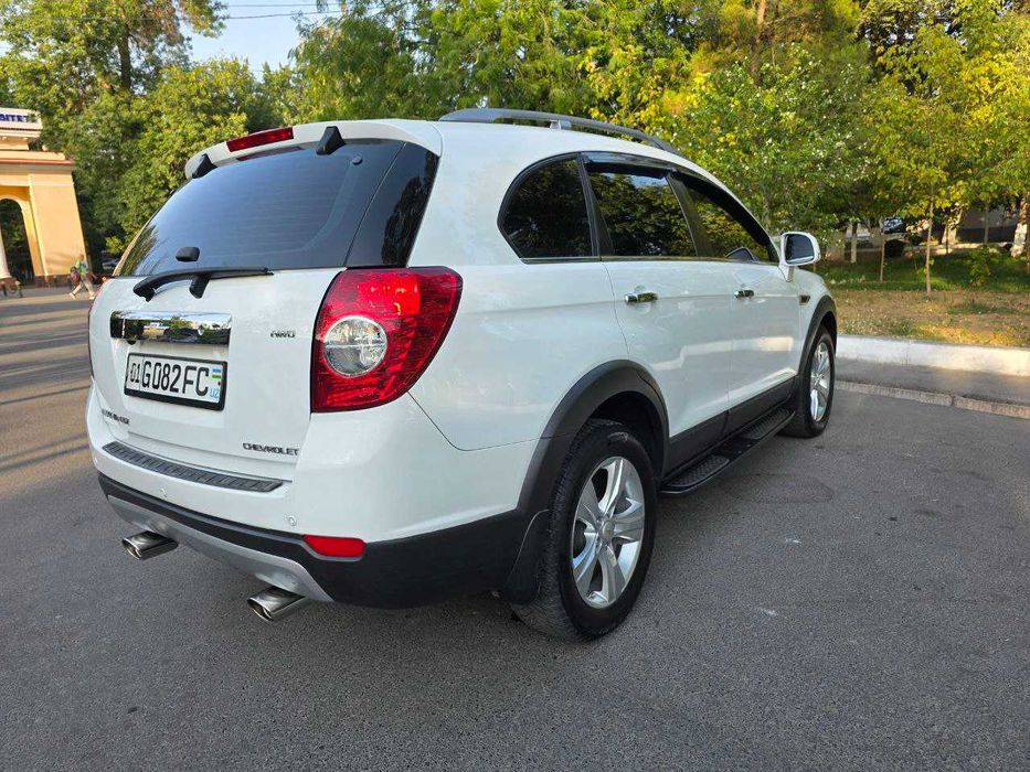 Продается Captiva-2 2011