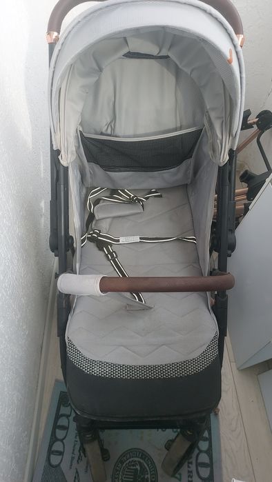 Коляски б/у ,две штуки