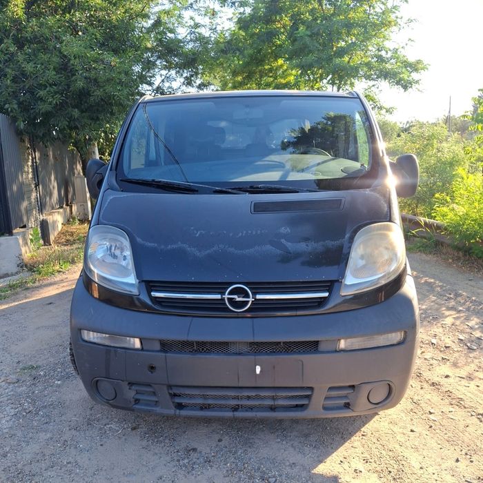 Opel vivaro,an 2002
