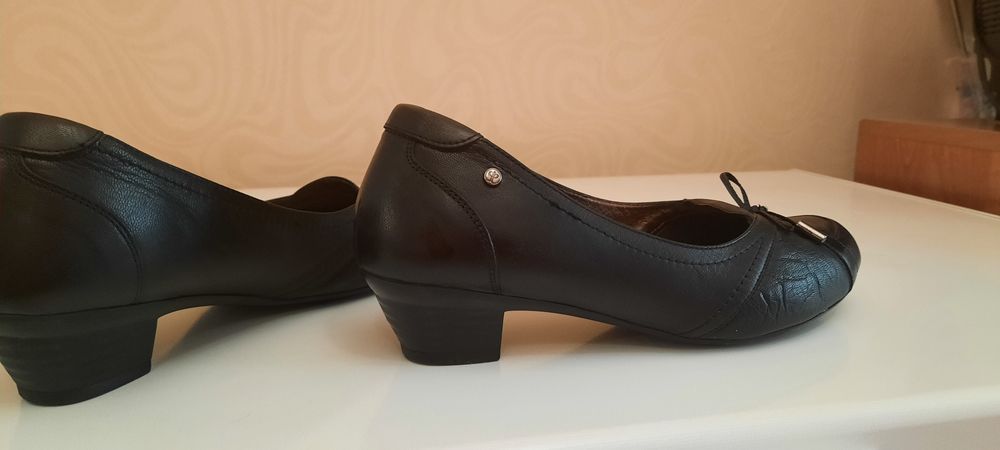 Продам кожанные туфли Турецкого бренда Форель