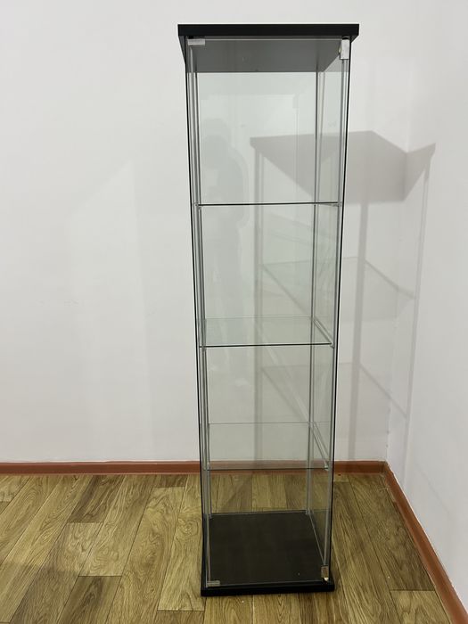 Зекальный стелаж