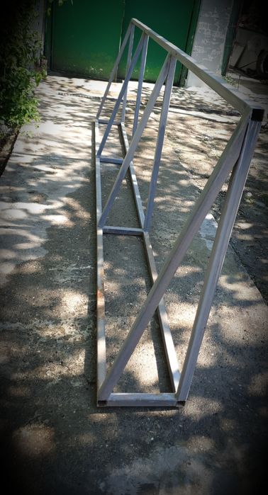 Rezistent Acoperis balcon pergola structura metalică reclama ...