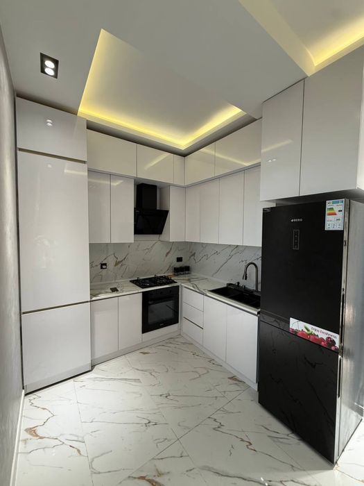 Сдаётся квартира 2/2/10 на Яккасарай р-не, о-рр ул Бабур