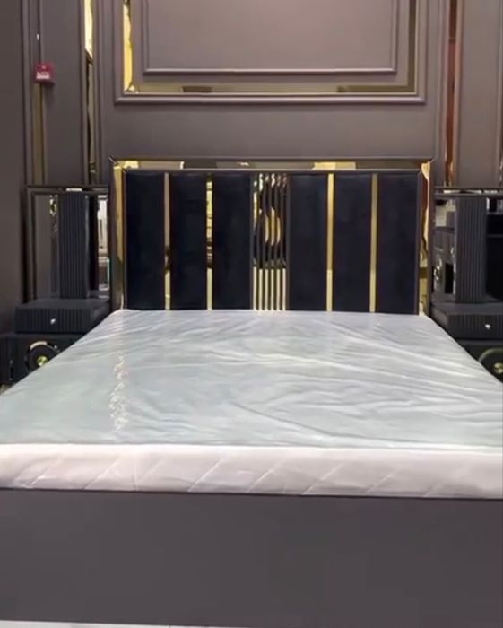 Продам спальный гарнитур