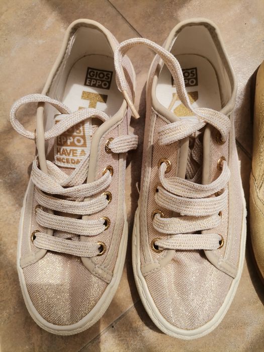 Lacoste, Gioseppo  - 32,33