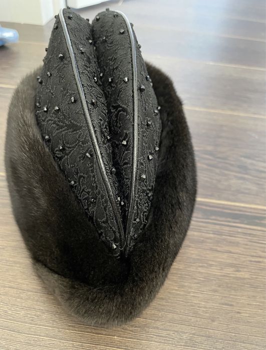 Продам норковую шапку (пилотку)