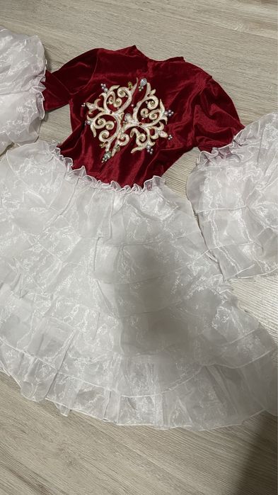 Платья национальные