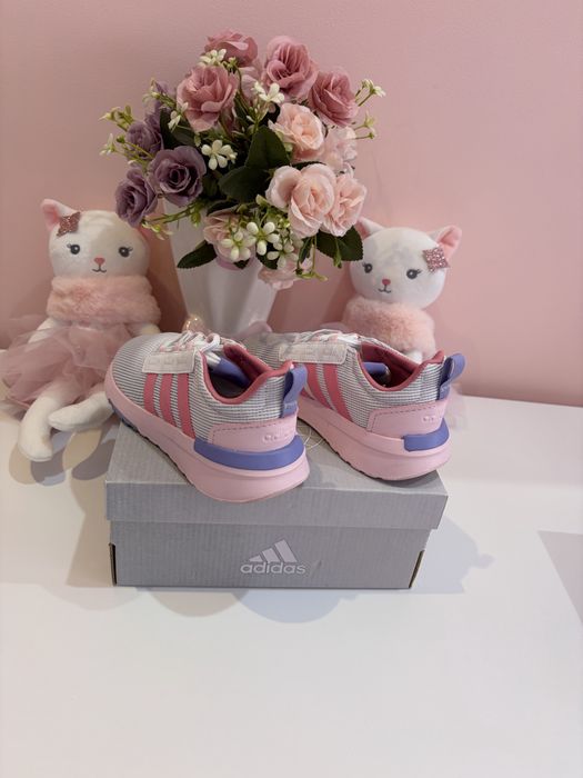 Маратонки за момиче Adidas