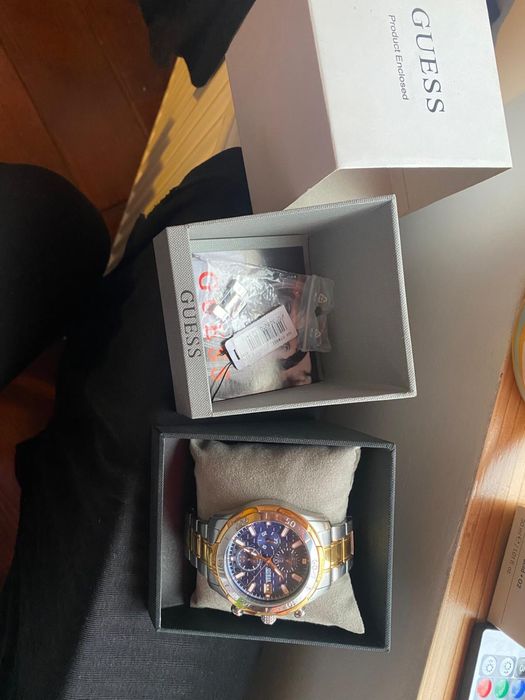 Ceas Guess aproape nou original