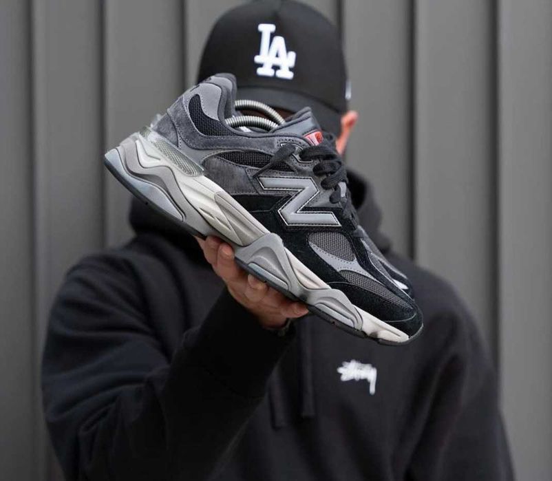 New Balance 9060 Black Grey