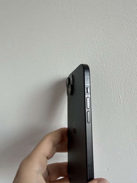 Айфон 15 черный на 128 гб