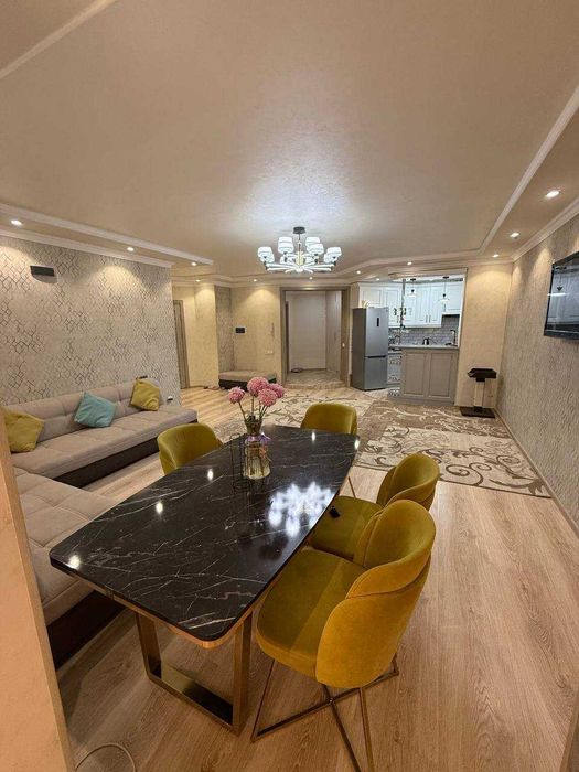 ПРОДАЕТСЯ 3/5/16 90м2 на: Улица Заводская.