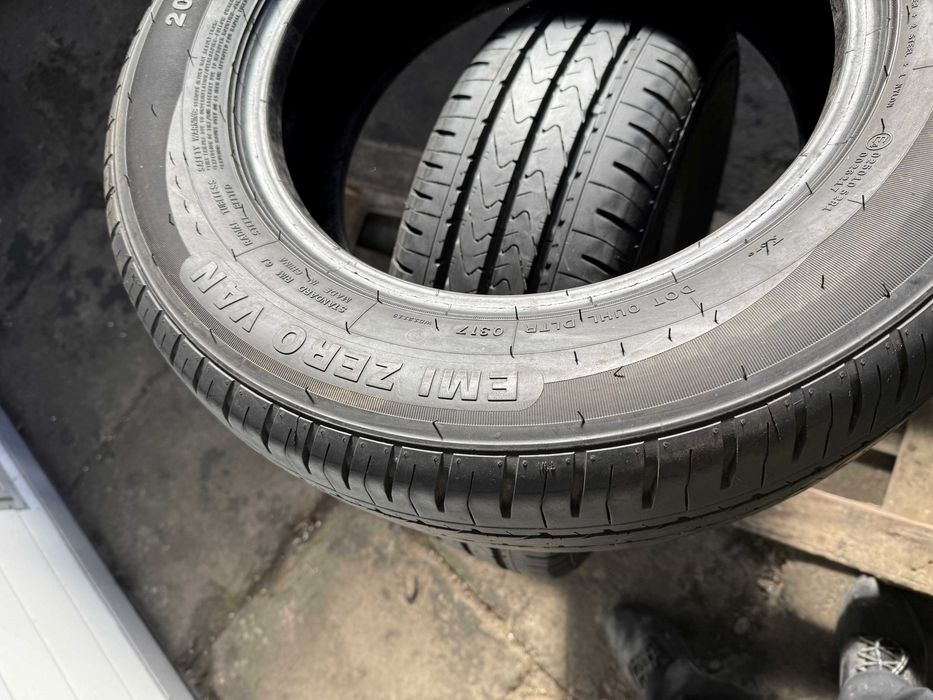 2x Anvelope Vara 205/65 r15c - Minerva Emi Zero Van
