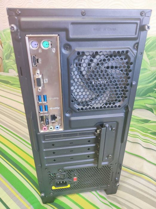 Компьютер системный блок