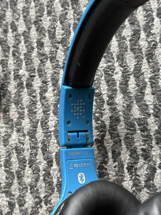 OFERTĂ: Căști Wireless Boompods (Bluetooth) + Husă