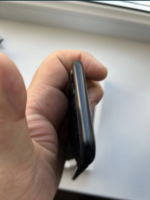 Смартфон IPhone SE 3gen 64GB