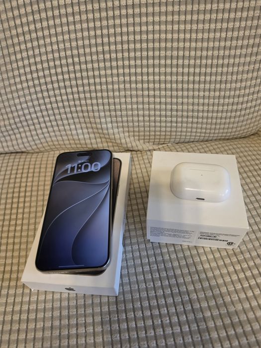 Iphone 15 pro max airpods pro