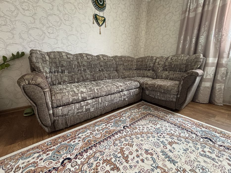 Продается угловой диван