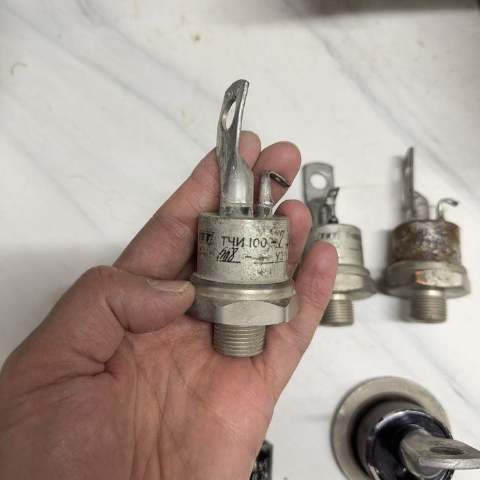 Тиристор ТЧ25-9 высокочастотный и диод