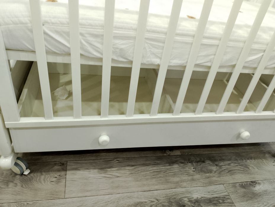 Продам отличный Манеж