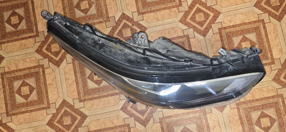 Фары тойота хайлендер