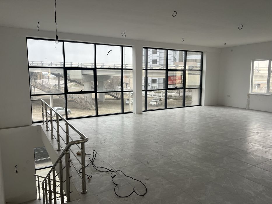 Здание в аренду .