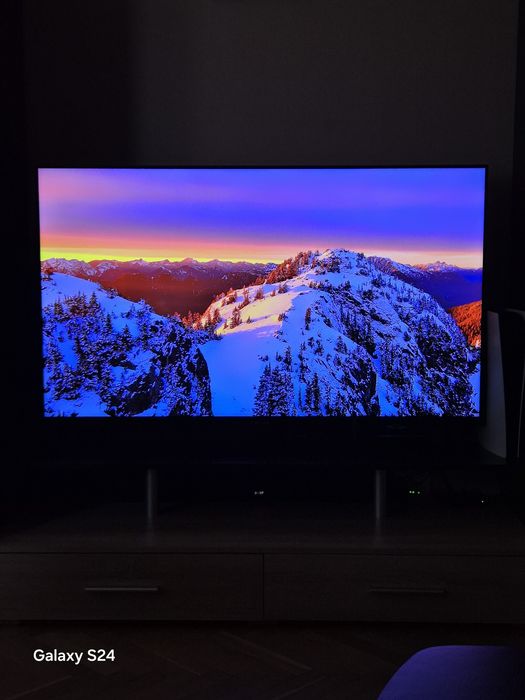 Перфектен 55" 4K Smart TV Samsung 55AU7092 ЗАПАЗЕН
