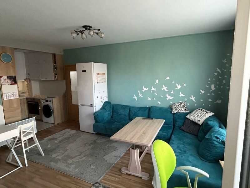 Двустаен ап. под наем в кв. Дружба 2