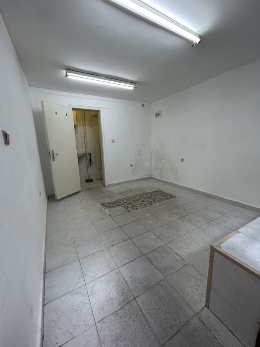 Продава се Магазин в Варна, Колхозен пазар - 70 кв.м за 1615 €/кв.м - Снимка #5