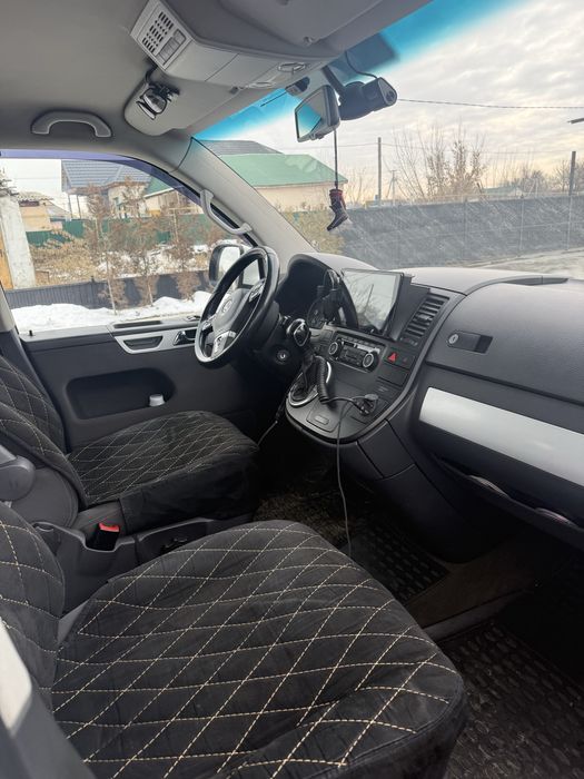 Продам автомобиль марки VW multivan