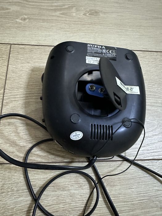 Часы- радиоприемник Supra