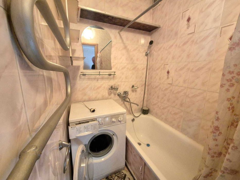 Продам 3к на 2 этаже возле школы №9