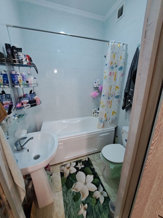 Sergeli tumani Yangi Darhon  3 xona uy sotiladi