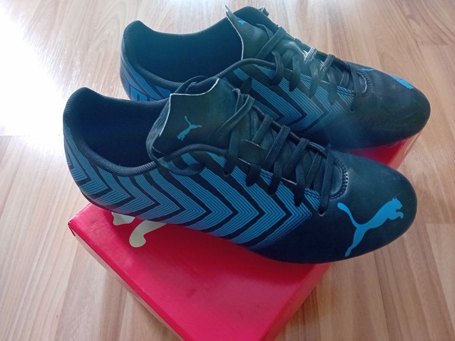 Футболни бутонки PUMA номер 40