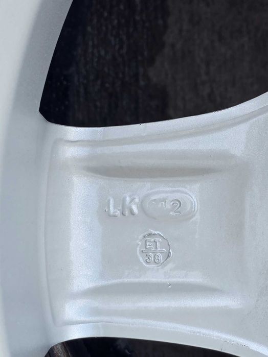 15 цола Enzo джанти VW Golf Passat Audi A3 Skoda Octavia 5x112 НОВИ